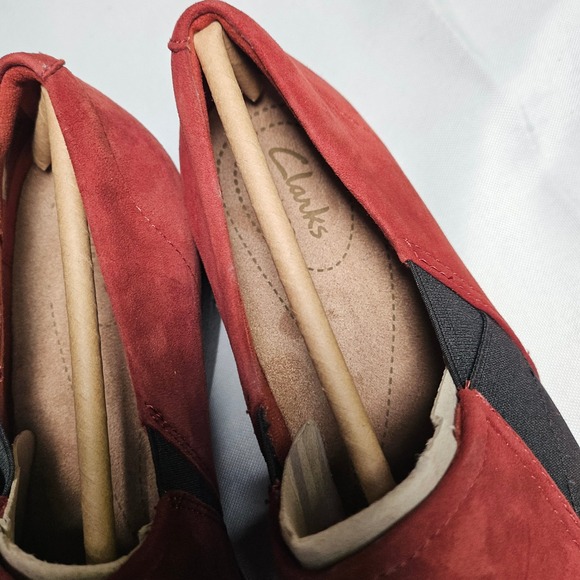 Clarks Daelyn Monarch Rust Suede Slip On Wedge Shoes Women US 7 M NIB - Picture 8 of 10